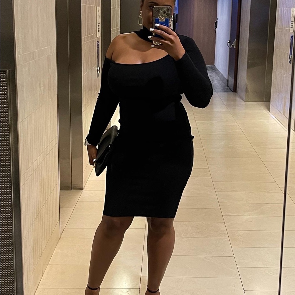 Black long sleeve midi dress